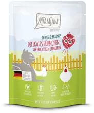 Cibo per gatti Mjamjam Chicks & Friends con pollo e fragole